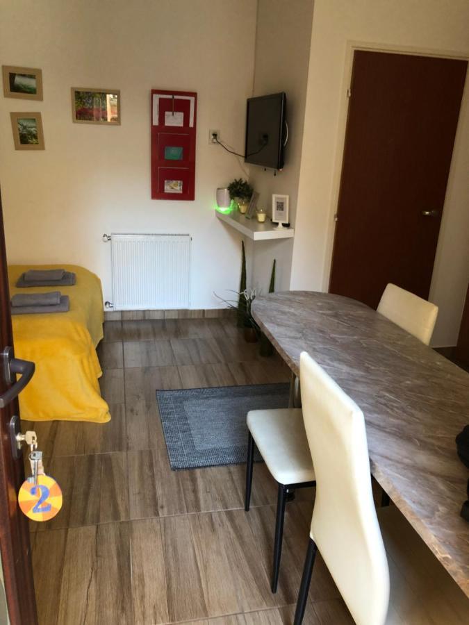 Milla Apartman Szentendre Buitenkant foto