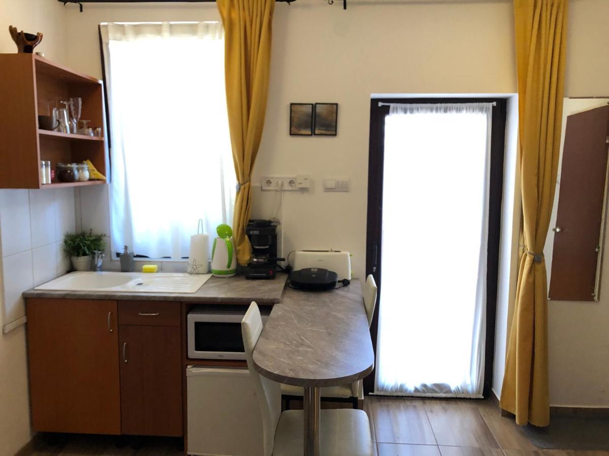 Milla Apartman Szentendre Buitenkant foto